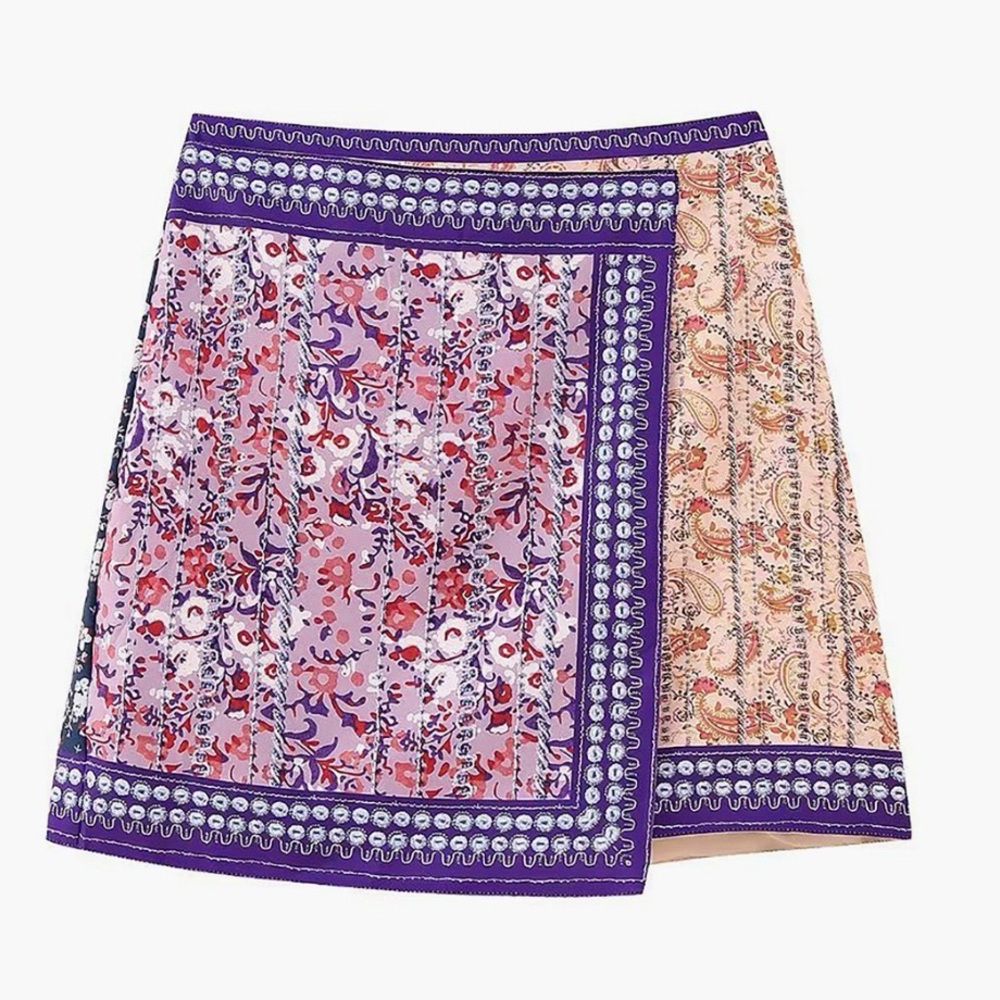 Commense Vibrant Paisley Skirt. Asymmetric Floral Printed Mini Skirt